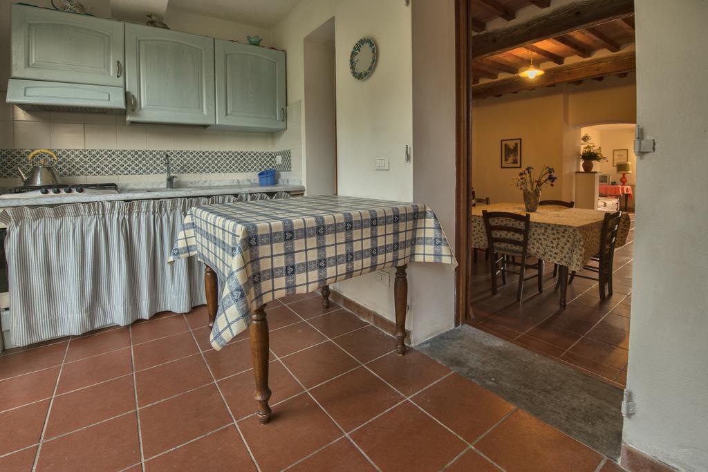 Agriturismo Poggio Al Tesoro Crespina Exterior foto